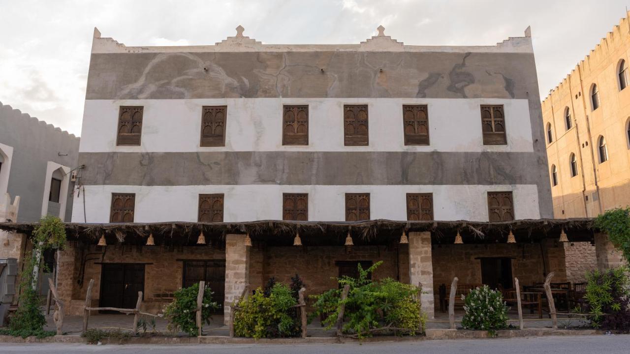 نزل كوفان التراثي Koofan Heritage Lodge Salalah Exterior photo